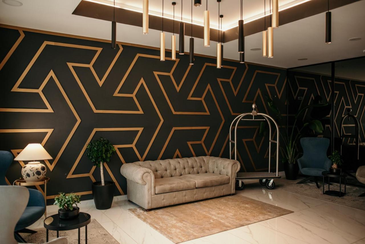 Hotel Lux Melide Eksteriør bilde