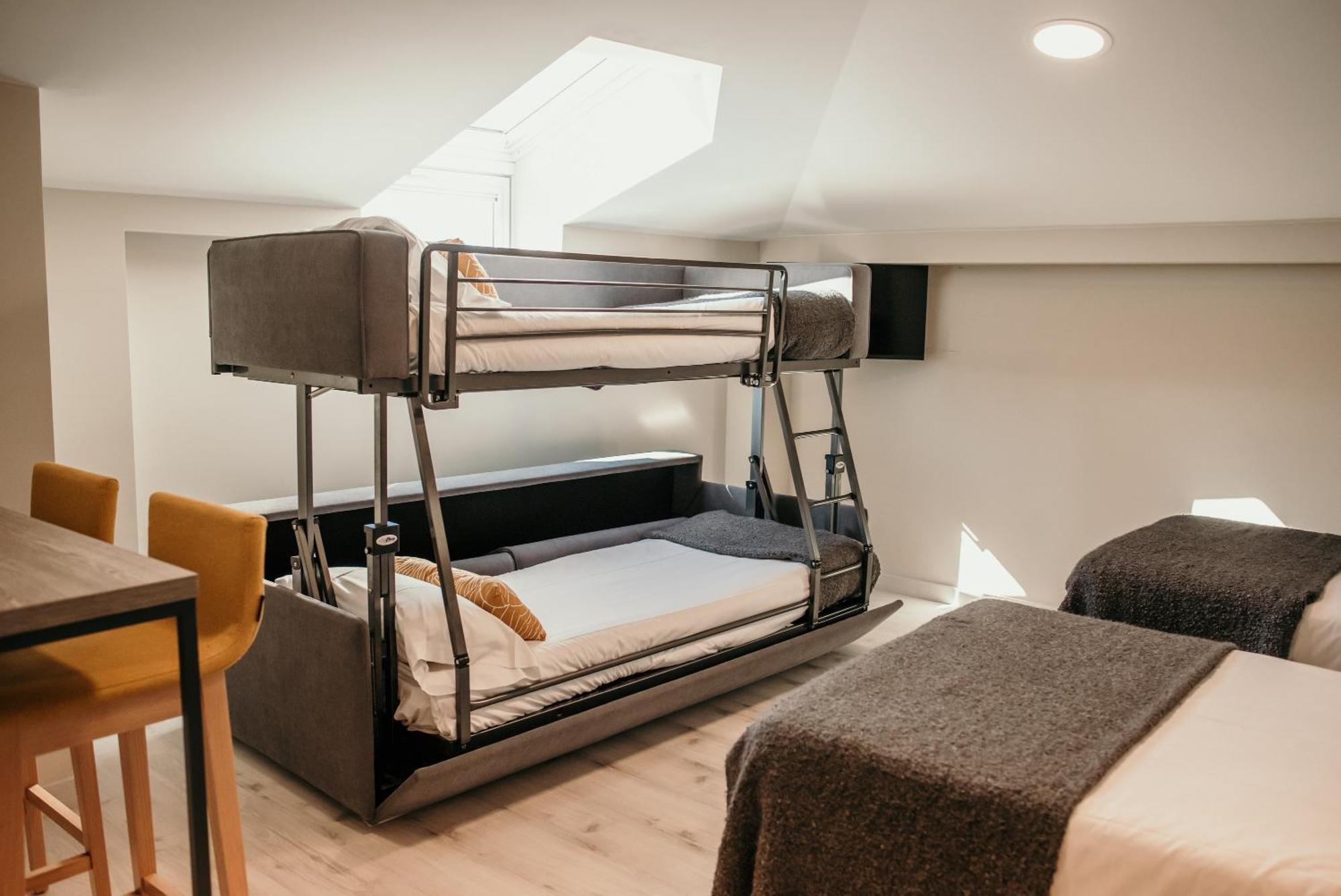 Hotel Lux Melide Eksteriør bilde