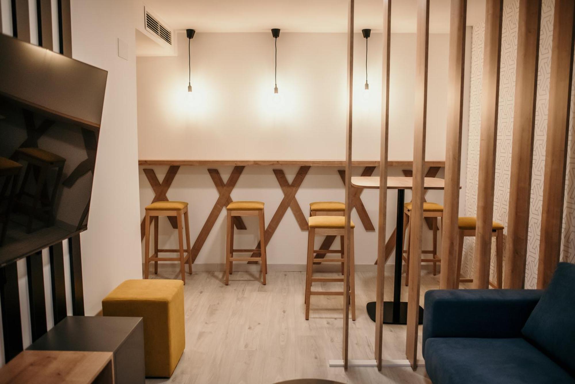 Hotel Lux Melide Eksteriør bilde